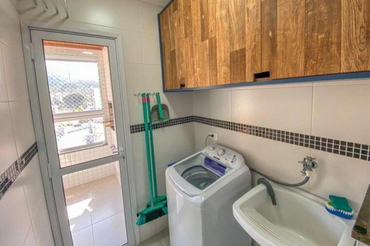 Vista Apartments: Beachside Retreat With Rooftop Pool Apartamento Ubatuba