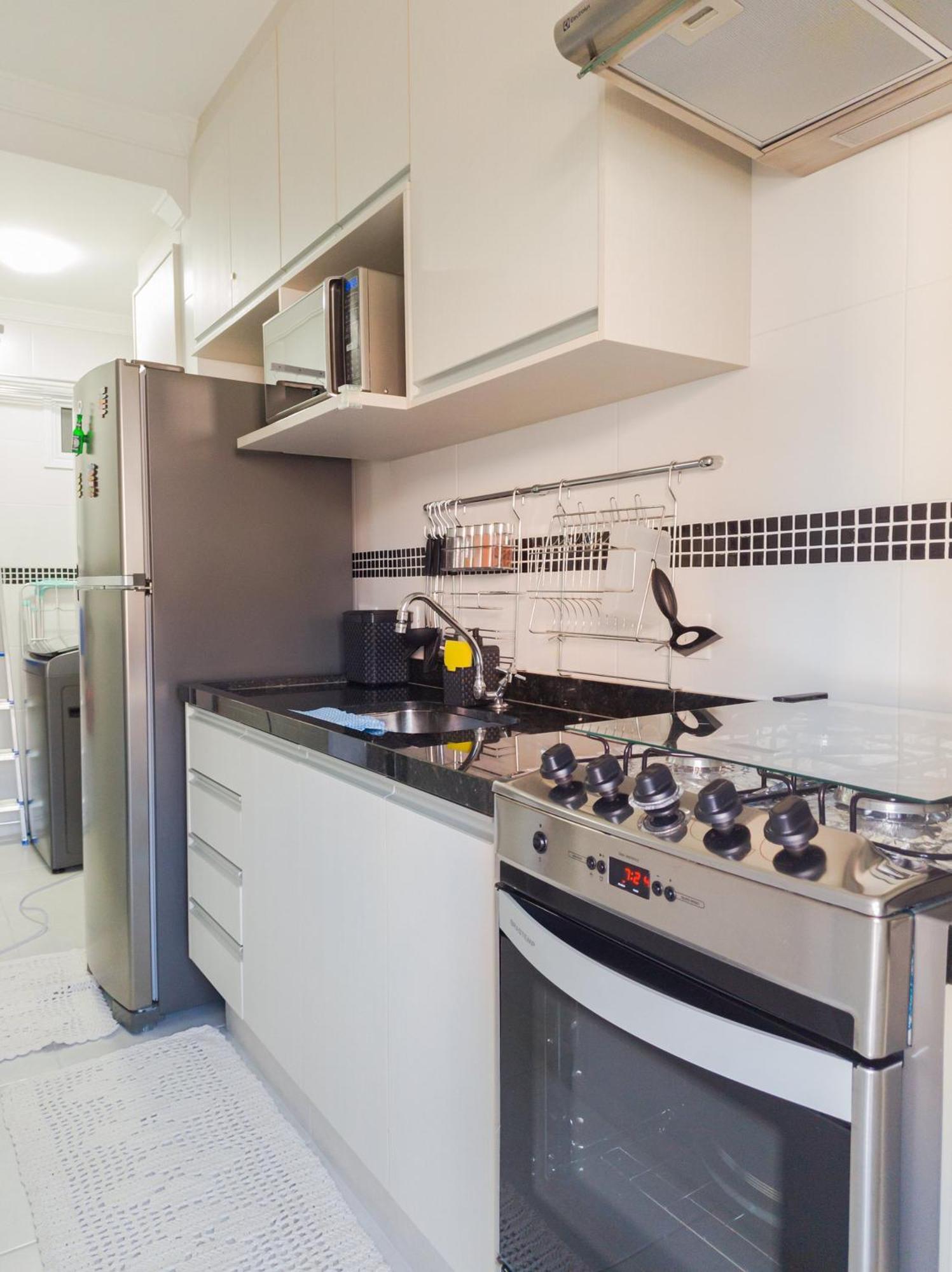 Vista Apartments: Beachside Retreat With Rooftop Pool Ubatuba