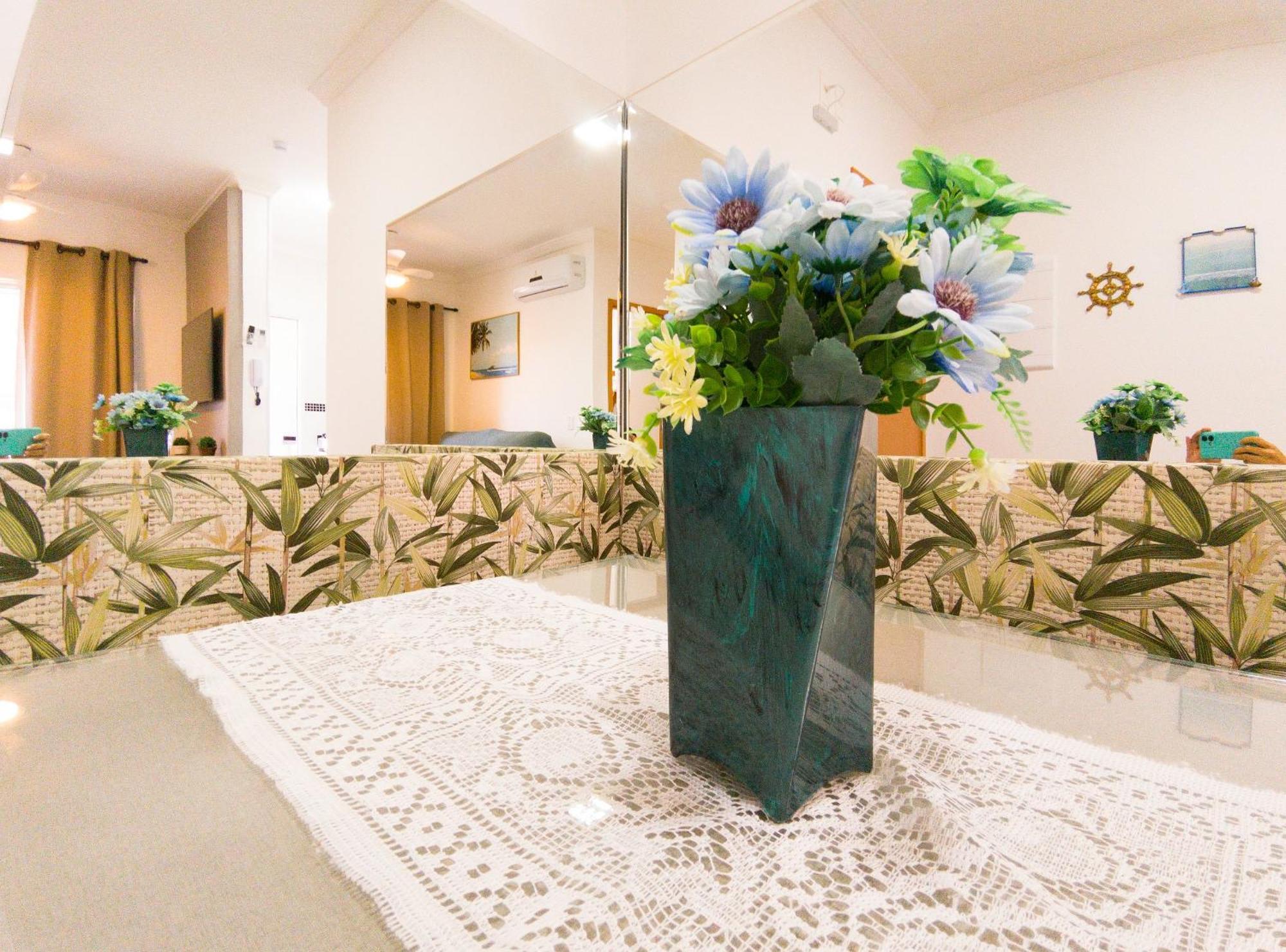 Vista Apartments: Beachside Retreat With Rooftop Pool * Ubatuba